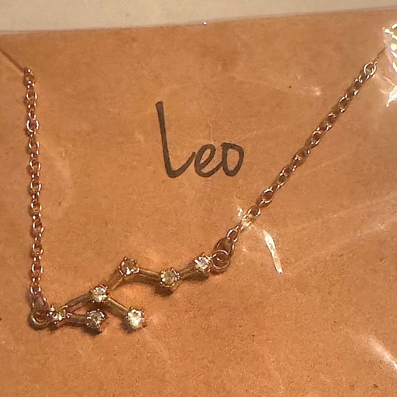 Leo Zodiac Necklace in Gold tone 18in with rhinestones - Picture 2 of 2